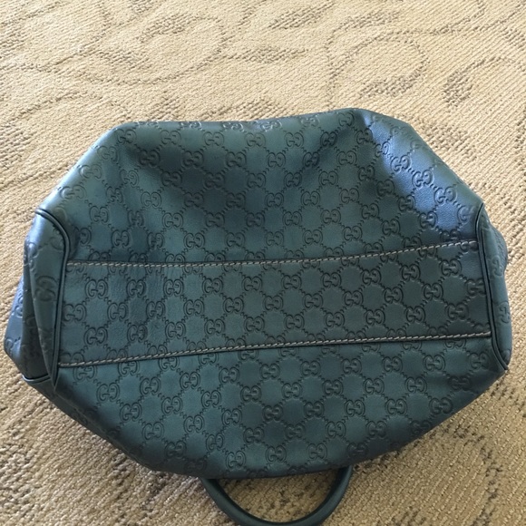Reduced!! 100% Authentic Gucci Sukey bag - Picture 7 of 16